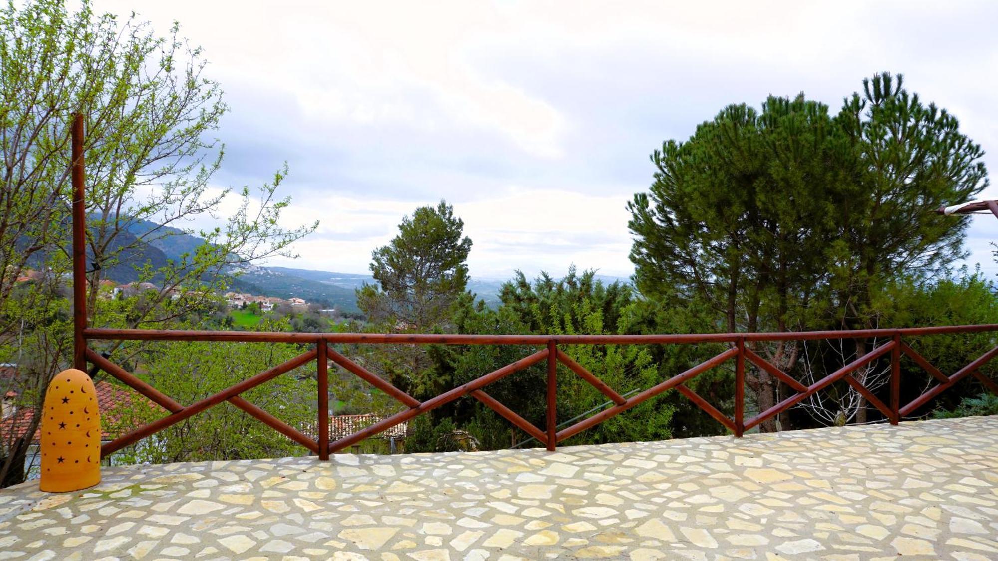 Cazorla, Casa Rural La Guindalera Exterior photo